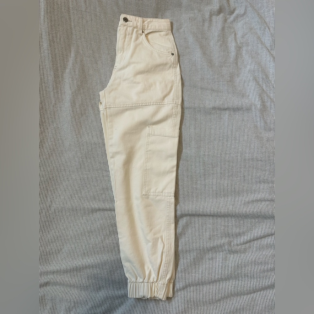 Off white Bershka cargo pants, never worn.